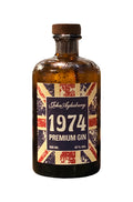 Flasche 1974 Premium Gin - John Aylesbury 0,5l mit rustikalem Design und britischer Flagge auf dem Etikett