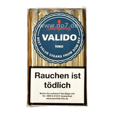 Verpackung der John Aylesbury Valido Toro Zigarren mit Warnhinweis Rauchen ist tödlich in Nahaufnahme