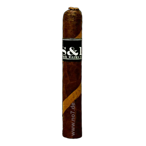 Black Works Studio S&R Robusto