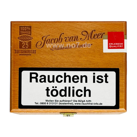 Holzkästchen mit John Aylesbury Jacob van Meer Tuitsenoritas Zigarren und Warnhinweis zum Rauchen ist tödlich